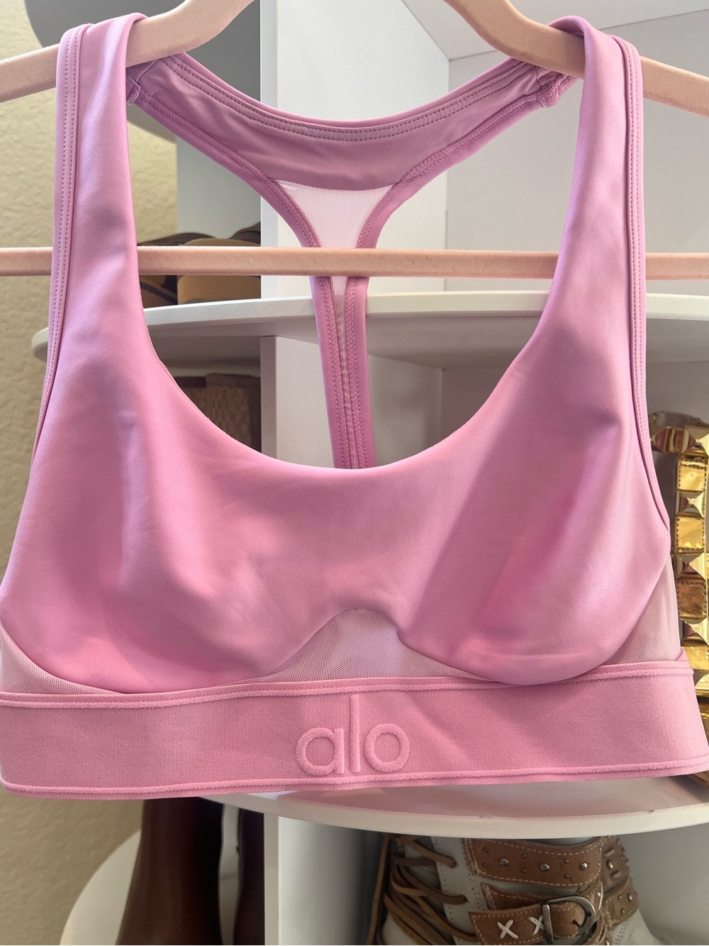 ALO Yoga Airlift Rebel Bra Candy Heart Pink Excellent Condition! Size Small - Picture 5 of 10